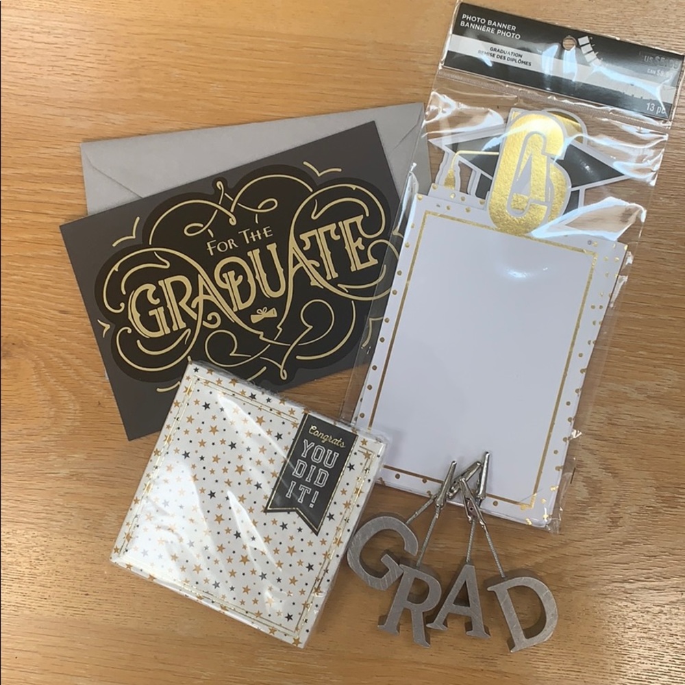 Graduation decoration bundle